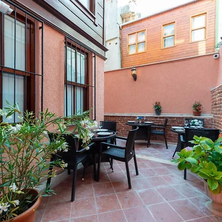 Otel Brown Mansion Oldcity *